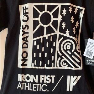 Iron Fist Athletic No Days Off Tshirt Sz XS